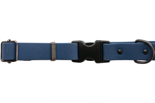 Blue Jeans PVC dog collar, second view