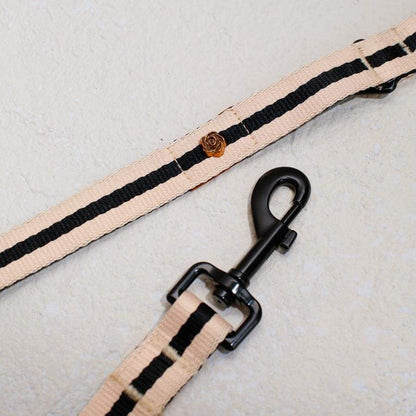 Le Classic dog leash, detail view