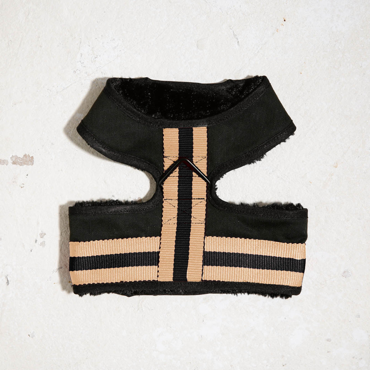 City dog harness fur in Rue Cambon