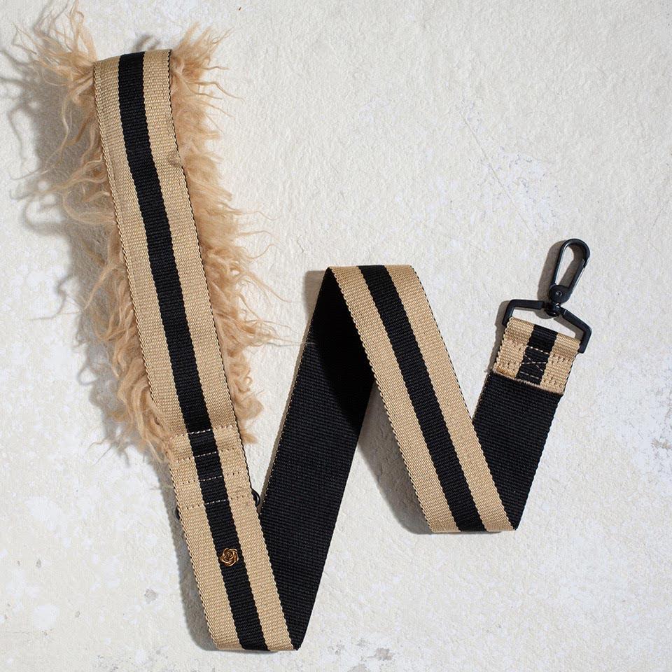 City dog leash fur in Rue Cambon