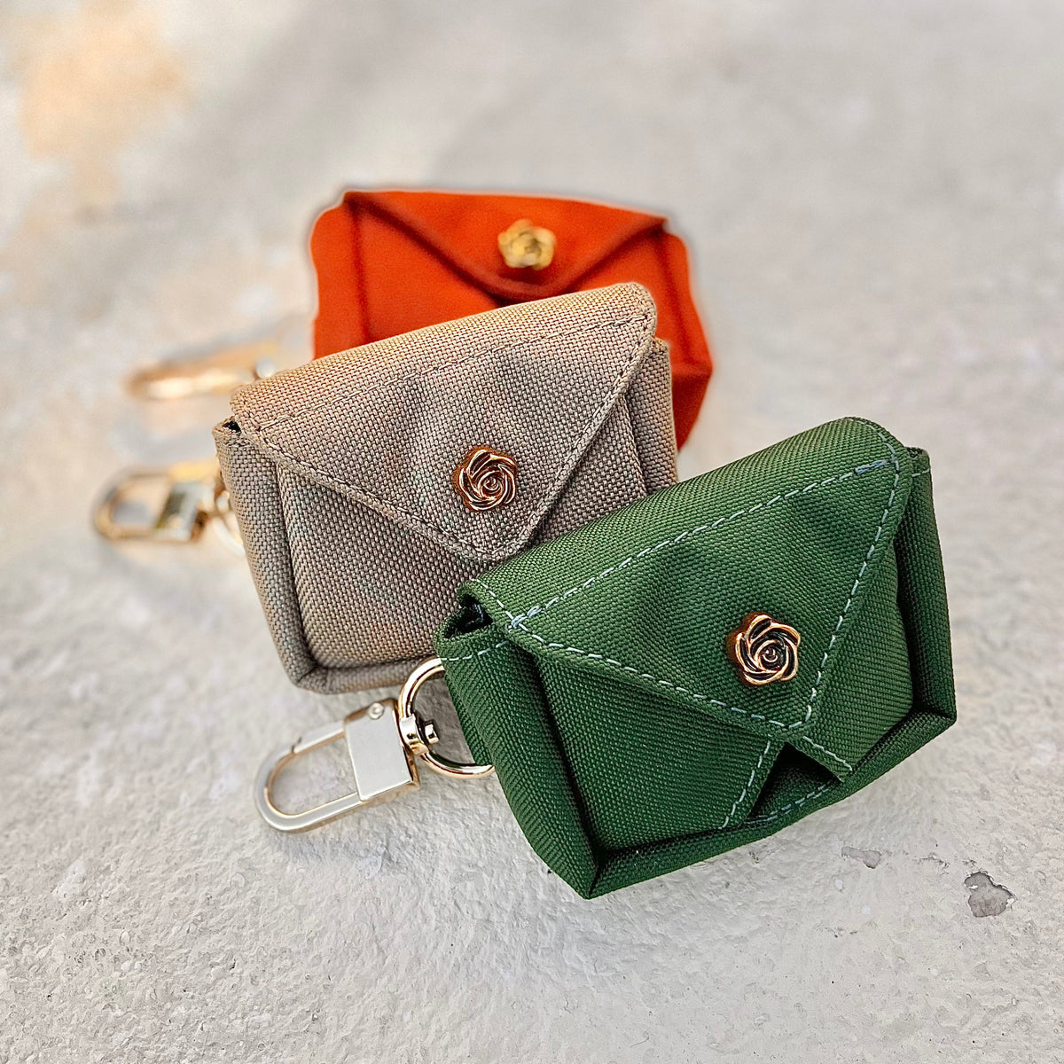 City Petit poo bag holder in khaki