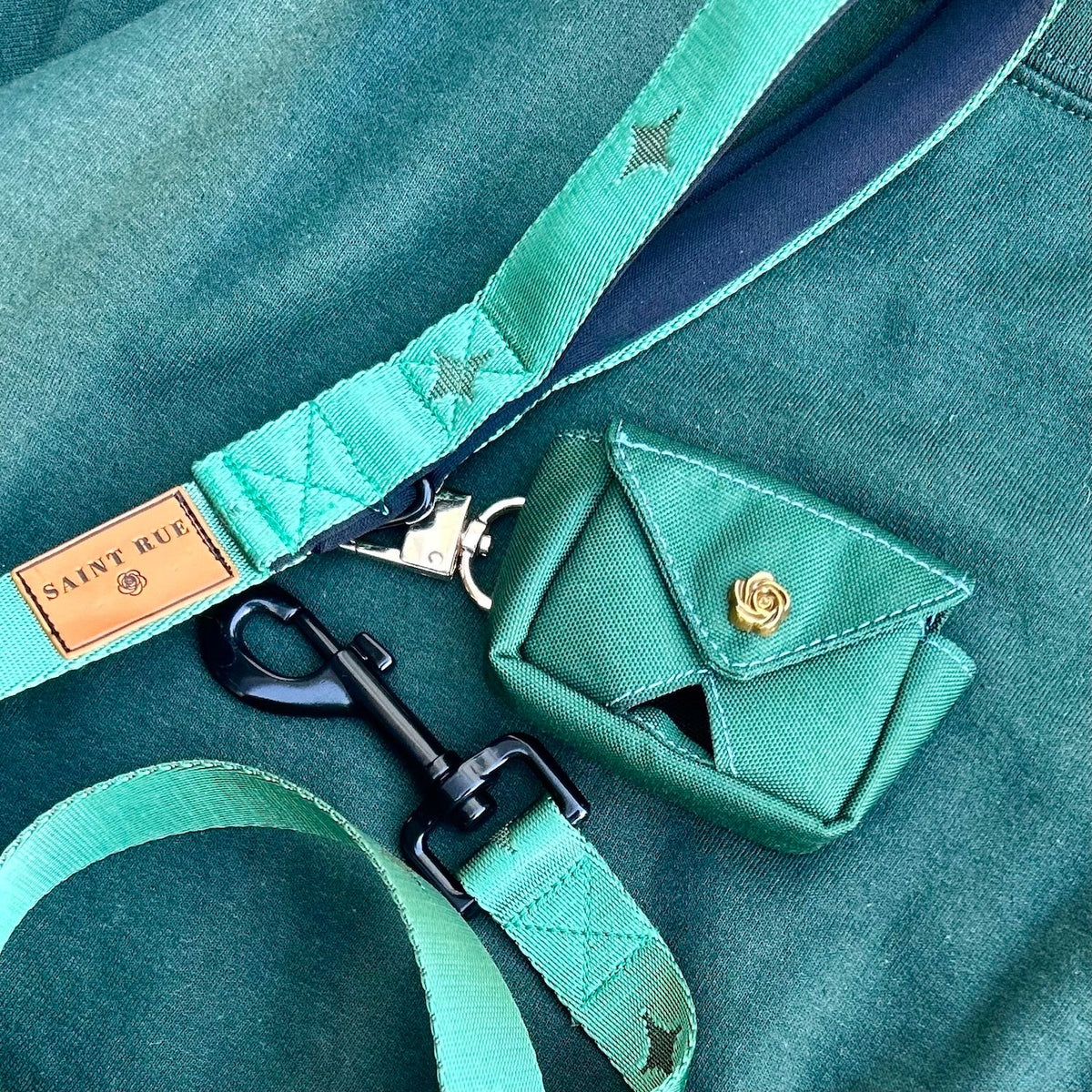 City Petit poo bag holder in green